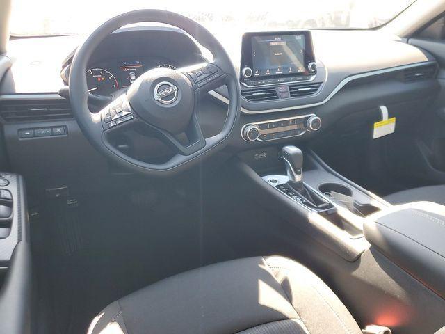 new 2025 Nissan Altima car, priced at $26,115
