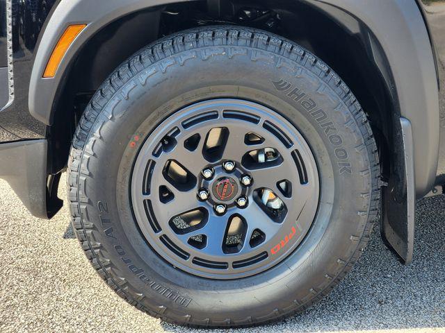 new 2025 Nissan Frontier car, priced at $39,850