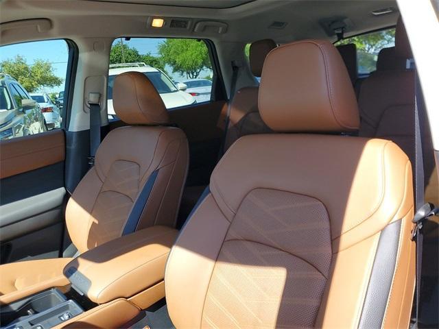 new 2024 Nissan Pathfinder car, priced at $49,298
