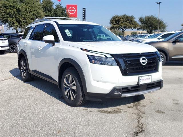 new 2025 Nissan Pathfinder car, priced at $42,954