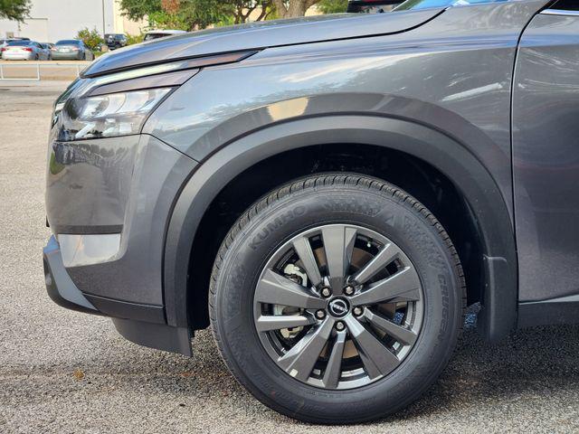 new 2025 Nissan Pathfinder car, priced at $33,236