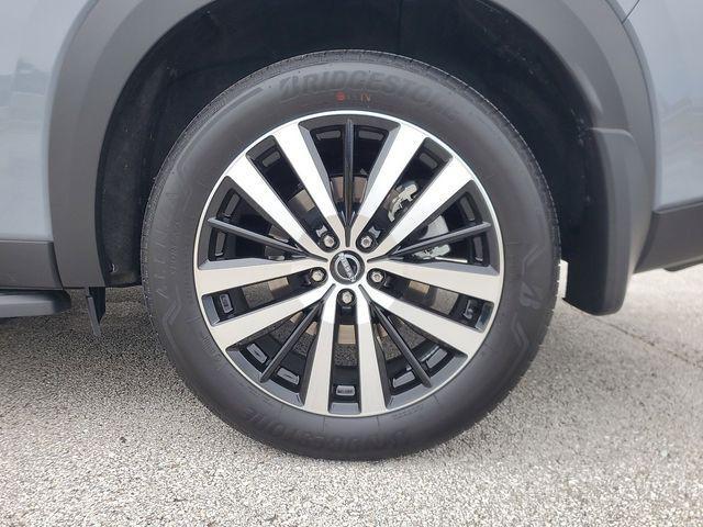new 2025 Nissan Pathfinder car, priced at $49,959