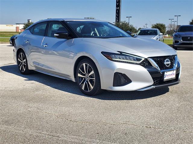 used 2023 Nissan Maxima car, priced at $25,900