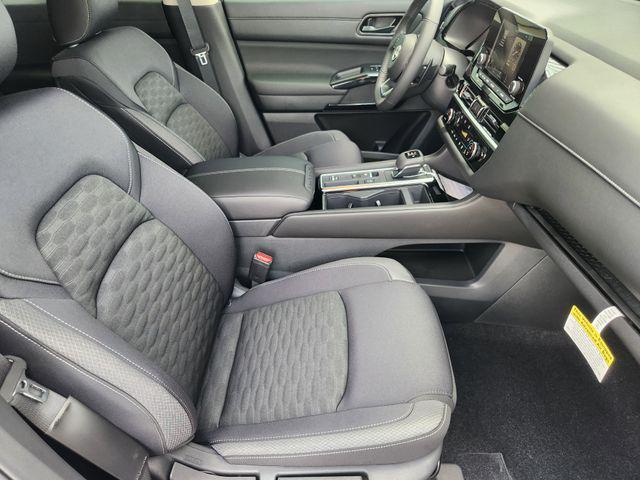 new 2025 Nissan Pathfinder car, priced at $33,864