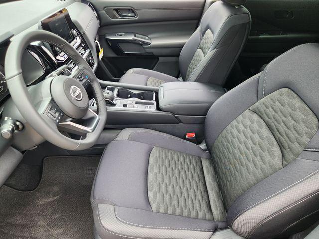 new 2025 Nissan Pathfinder car, priced at $42,145