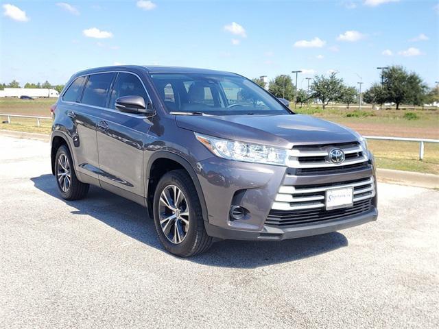 used 2019 Toyota Highlander car, priced at $22,387