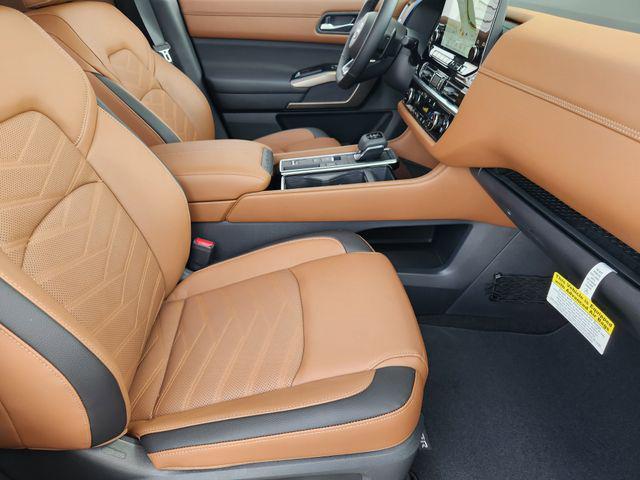 new 2025 Nissan Pathfinder car, priced at $52,400