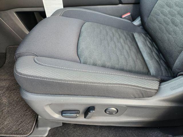 new 2025 Nissan Pathfinder car, priced at $34,798