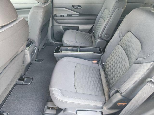 new 2025 Nissan Pathfinder car, priced at $35,204