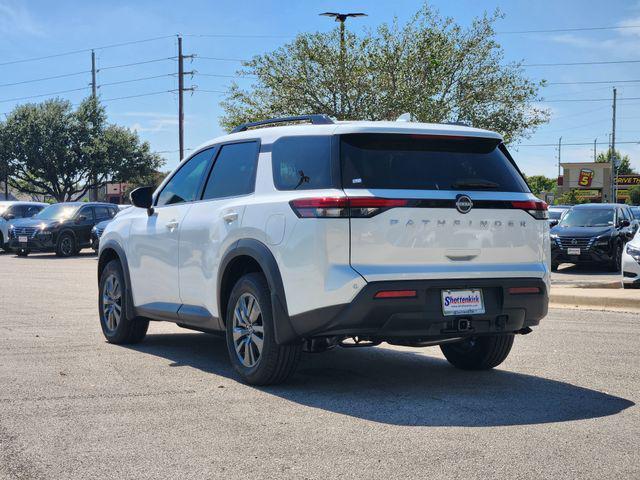 new 2025 Nissan Pathfinder car, priced at $35,204