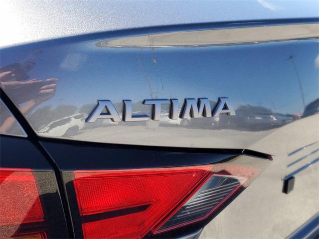 new 2025 Nissan Altima car, priced at $25,580