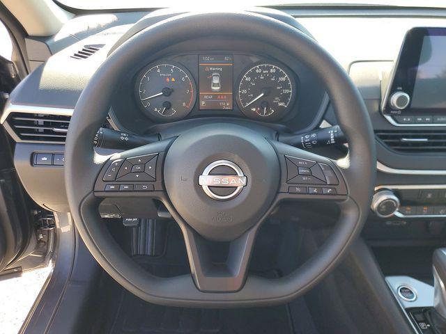 new 2025 Nissan Altima car, priced at $26,115