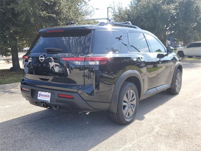 new 2025 Nissan Pathfinder car, priced at $45,455