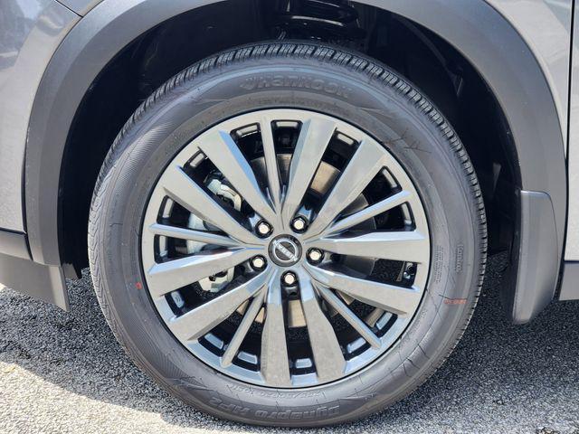 new 2025 Nissan Pathfinder car, priced at $47,555