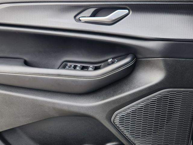 used 2024 Jeep Grand Cherokee car, priced at $37,542