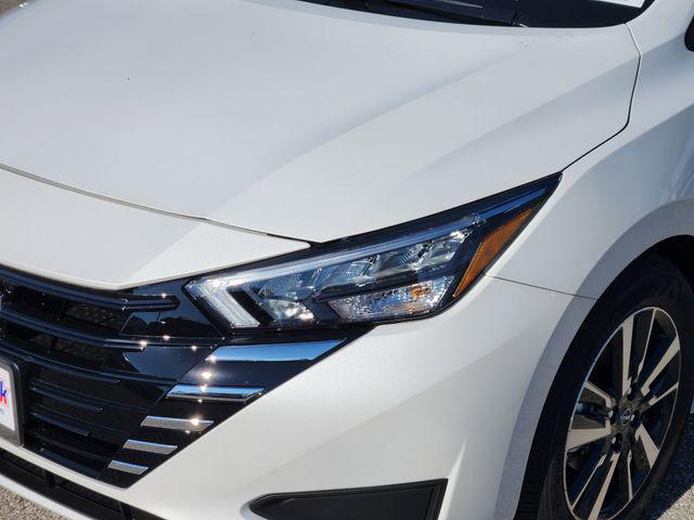 new 2025 Nissan Versa car, priced at $21,250