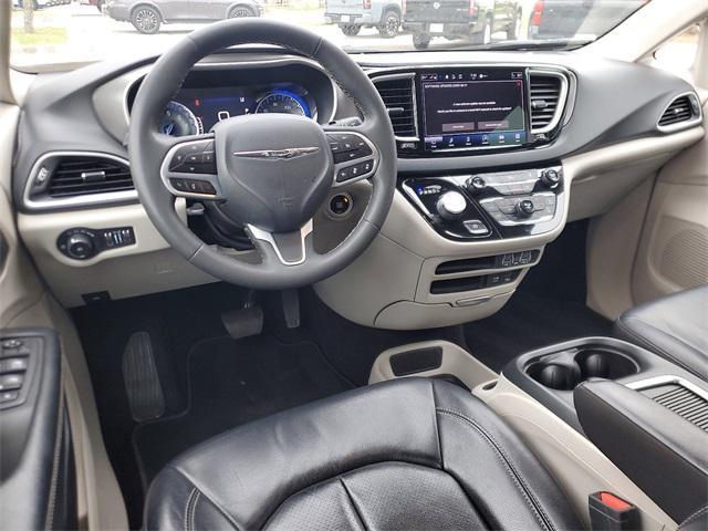 used 2022 Chrysler Pacifica car, priced at $19,997