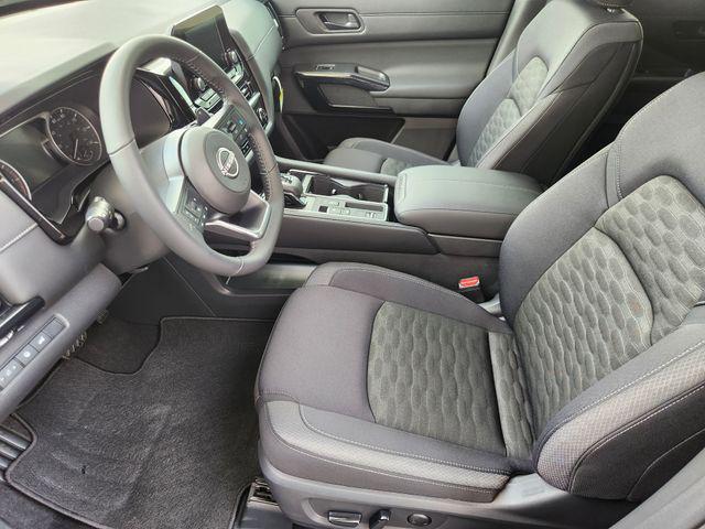 new 2025 Nissan Pathfinder car, priced at $41,775