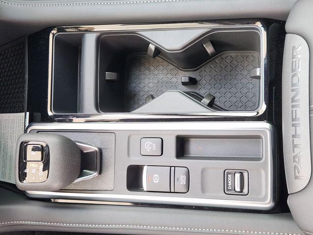 new 2025 Nissan Pathfinder car, priced at $41,775