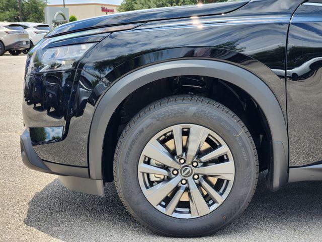 new 2025 Nissan Pathfinder car, priced at $41,775