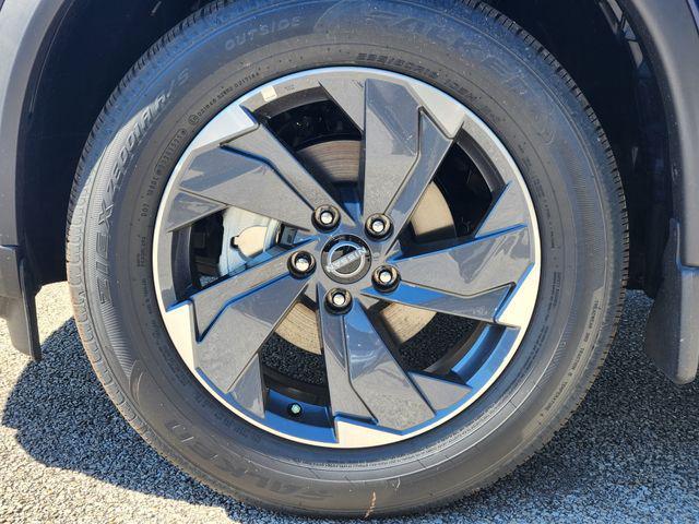 new 2026 Nissan Rogue car, priced at $30,158