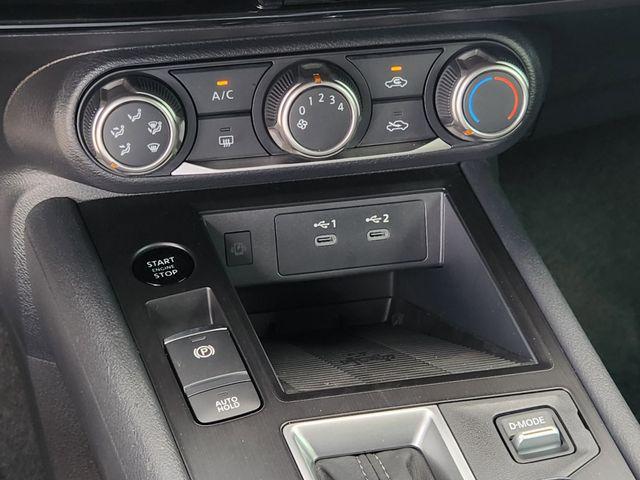 new 2025 Nissan Kicks car, priced at $23,300