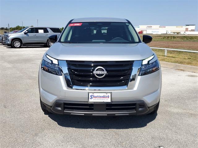 used 2023 Nissan Pathfinder car, priced at $28,308