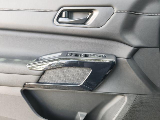new 2025 Nissan Pathfinder car, priced at $41,865