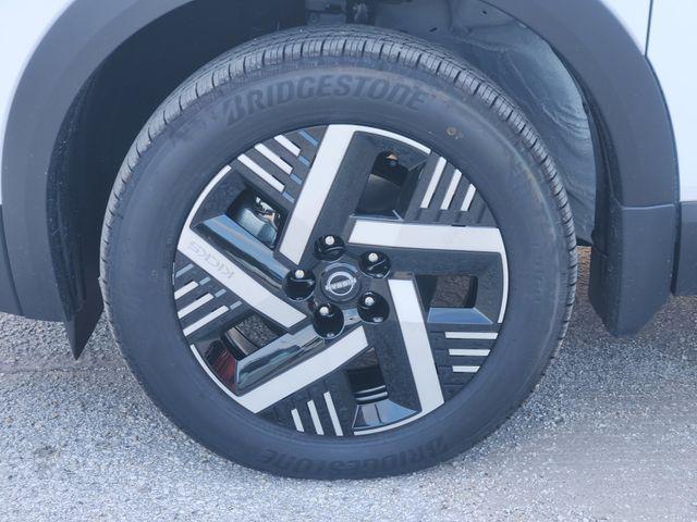 new 2026 Nissan Kicks car, priced at $26,090