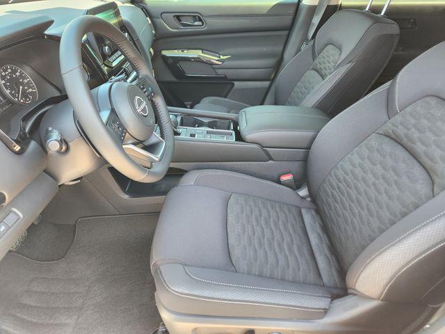 new 2025 Nissan Pathfinder car, priced at $35,171