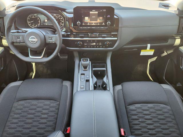 new 2025 Nissan Pathfinder car, priced at $35,171