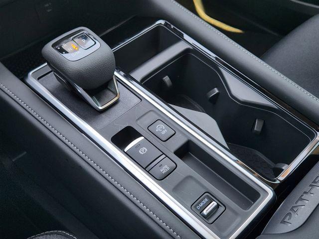 new 2025 Nissan Pathfinder car, priced at $35,171