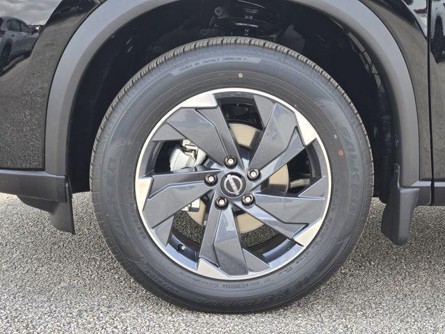 new 2025 Nissan Rogue car, priced at $32,025