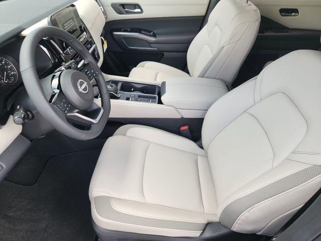 new 2025 Nissan Pathfinder car, priced at $45,015