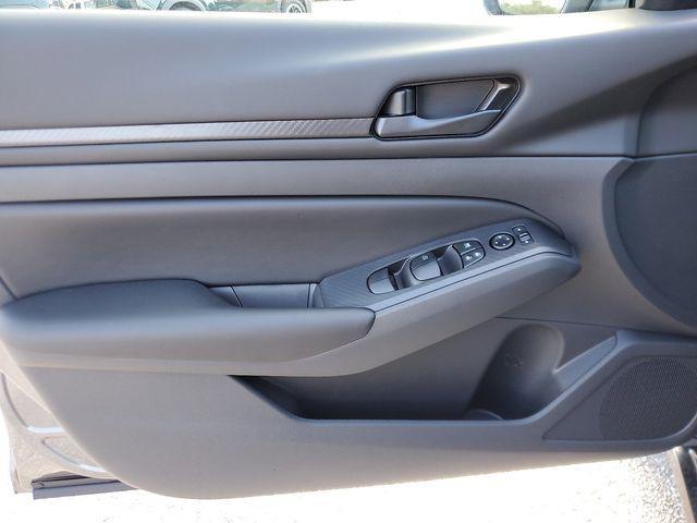 new 2025 Nissan Altima car, priced at $26,115