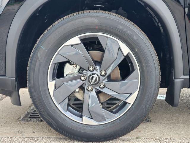 new 2025 Nissan Rogue car, priced at $31,692
