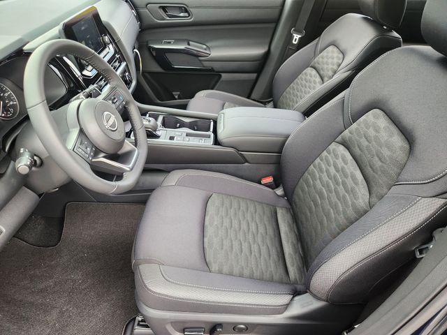 new 2025 Nissan Pathfinder car, priced at $34,090