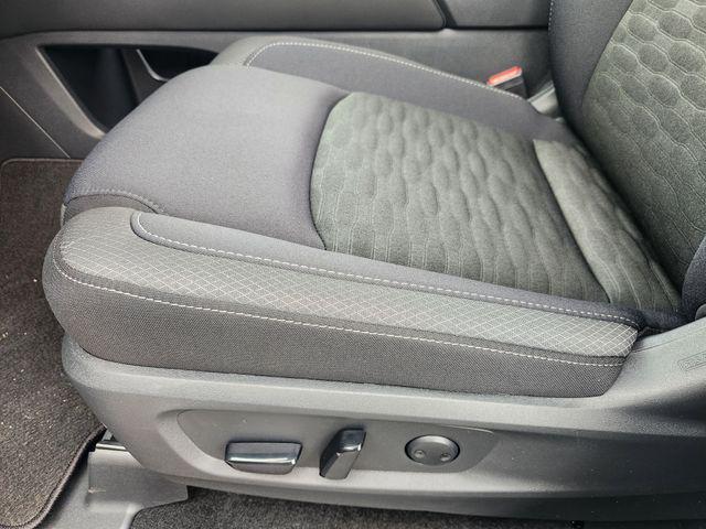 new 2025 Nissan Pathfinder car, priced at $34,090