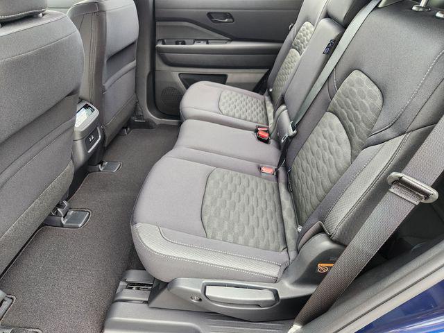 new 2025 Nissan Pathfinder car, priced at $34,090