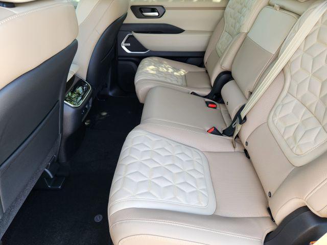 new 2025 Nissan Armada car, priced at $76,340
