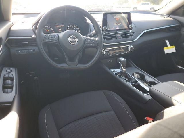 new 2025 Nissan Altima car, priced at $26,115