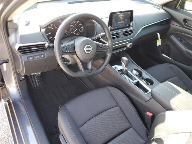 new 2025 Nissan Altima car, priced at $25,580