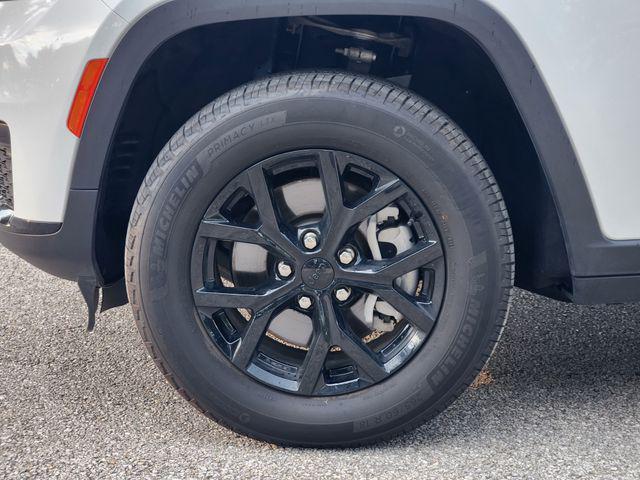 used 2024 Jeep Grand Cherokee L car, priced at $31,903