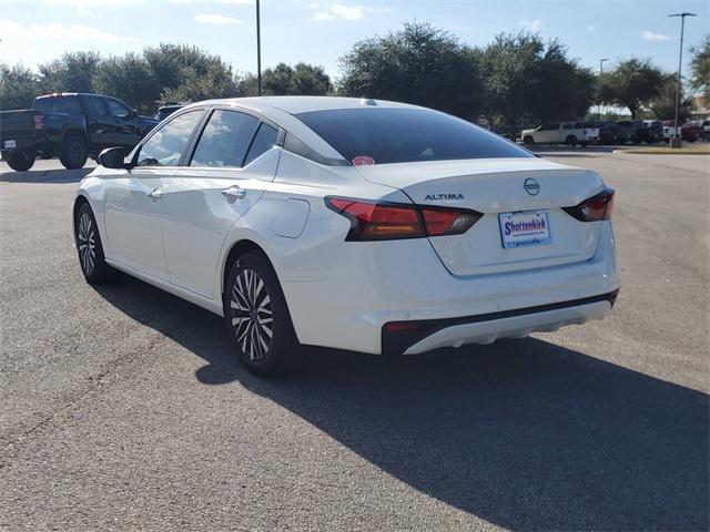 new 2025 Nissan Altima car, priced at $26,174