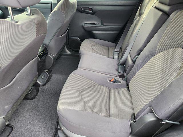 used 2023 Toyota Highlander Hybrid car, priced at $33,663
