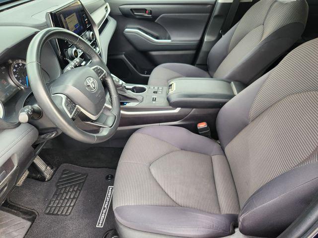 used 2023 Toyota Highlander Hybrid car, priced at $33,663