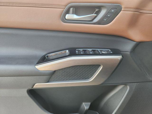 new 2025 Nissan Pathfinder car, priced at $47,726
