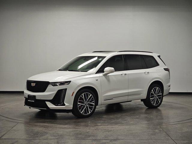 used 2024 Cadillac XT6 car, priced at $42,462
