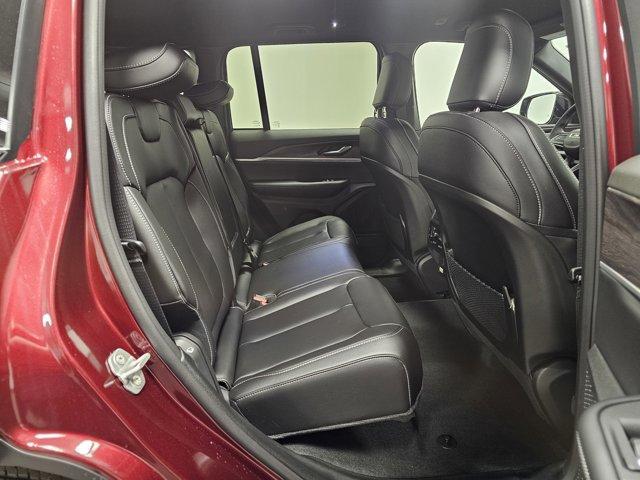 new 2025 Jeep Grand Cherokee car, priced at $50,120