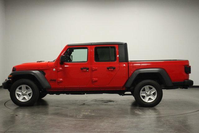 used 2020 Jeep Gladiator car, priced at $27,462